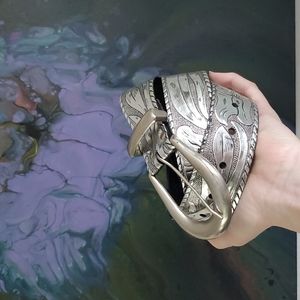 Pretty silver filigree Belt